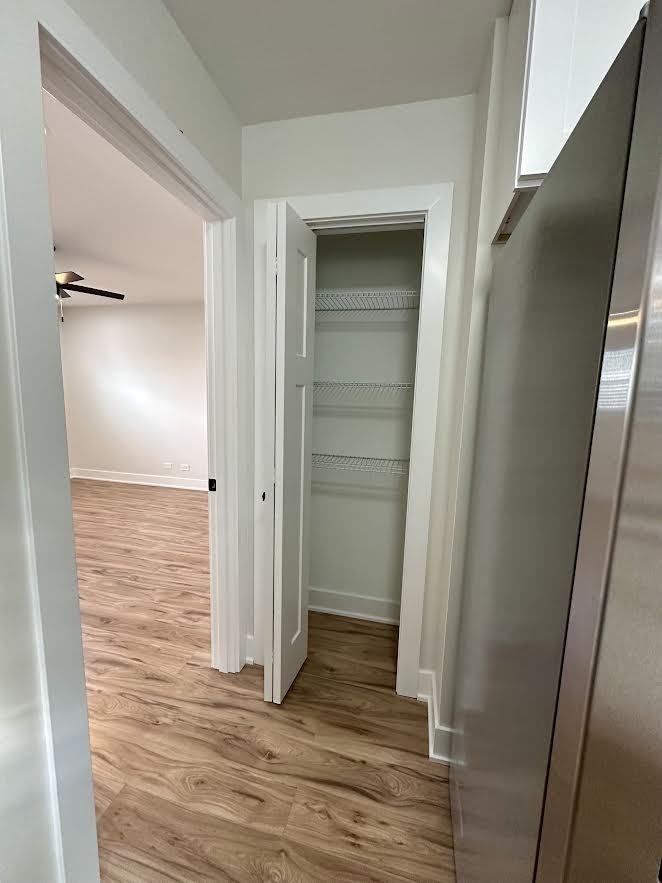 2822 N Hamlin Ave - Photo 5 of 10