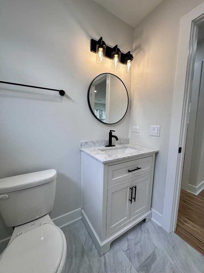 2822 N Hamlin Ave - Photo 7 of 10