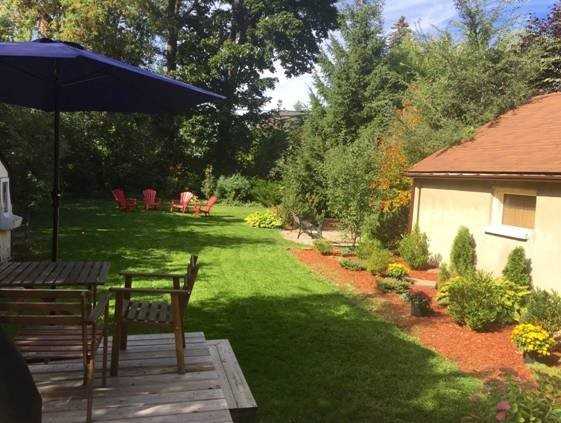 1026 Kipling Ave - Photo 3 of 8