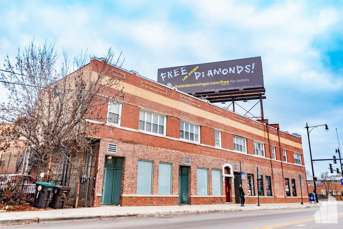 3906 W Belmont Ave #1
