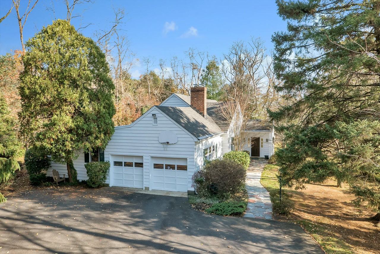 88 Ridge Rd - Photo 3 of 26