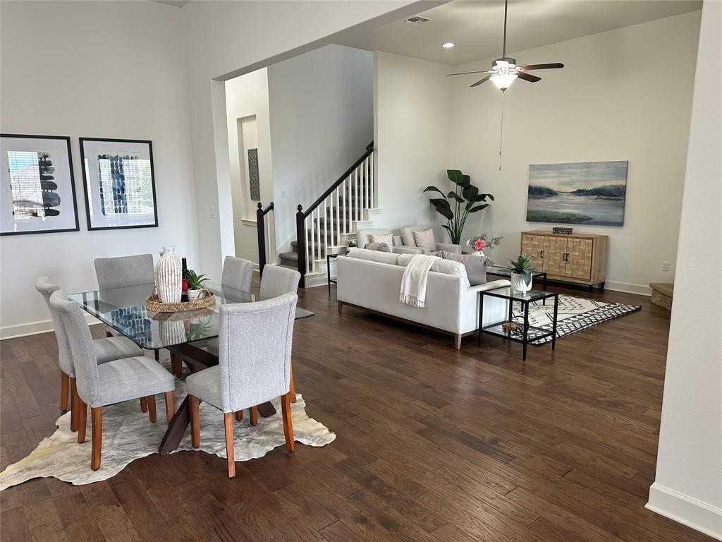 15505 La Catania Way - Photo 3 of 39