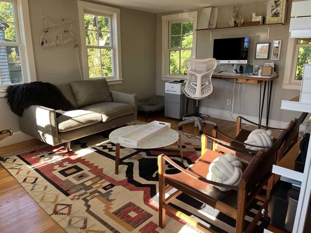 5 Symonds Ct - Photo 3 of 26