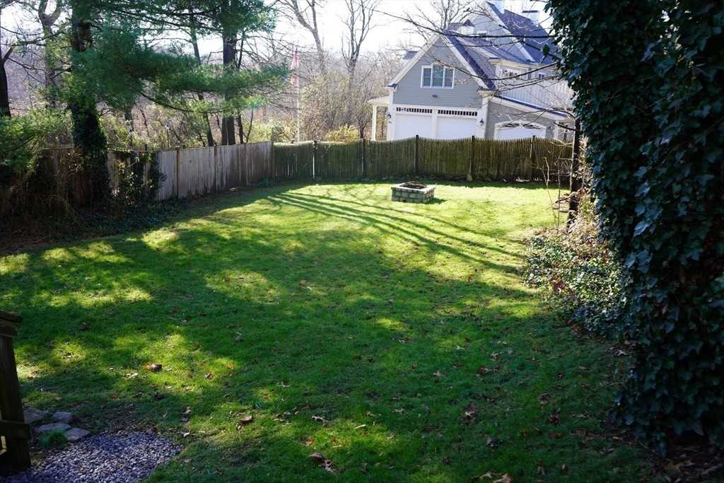 96 Wompatuck Rd - Photo 2 of 18