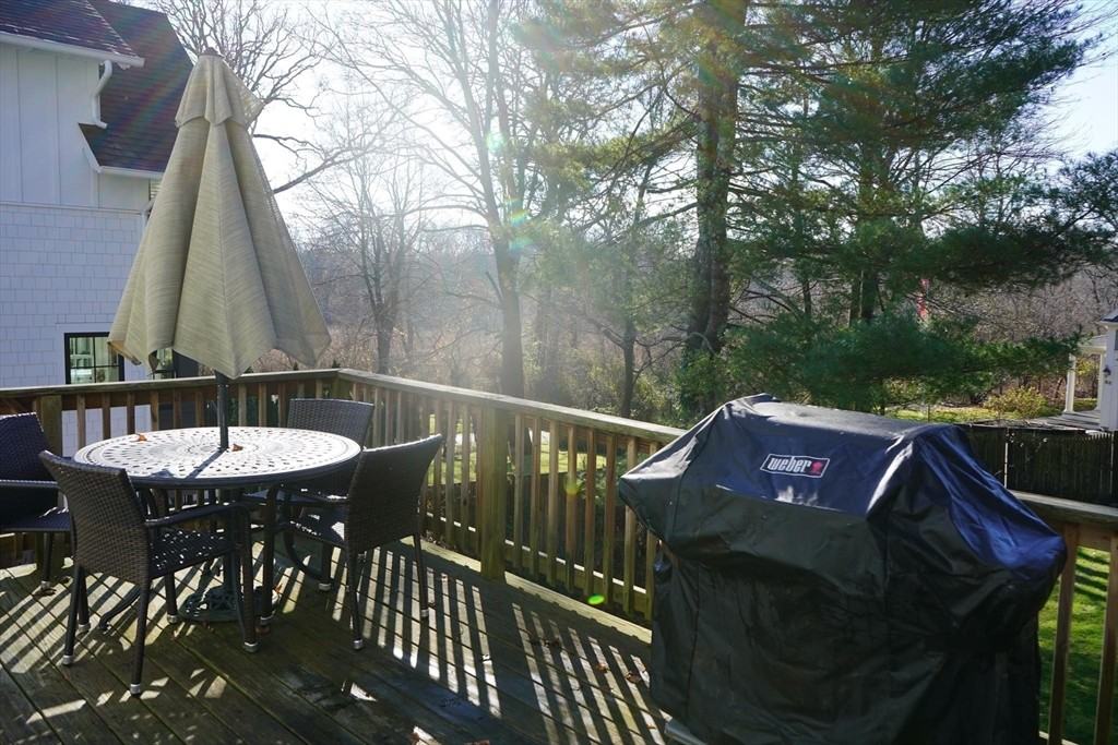 96 Wompatuck Rd - Photo 3 of 18