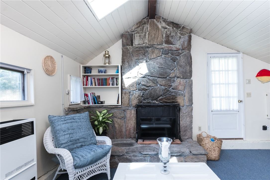 77 Kelley Rd Unit B - Photo 3 of 18