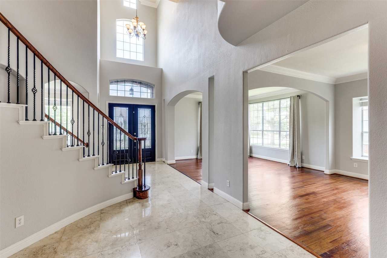 1219 Arbor Park Dr - Photo 3 of 28