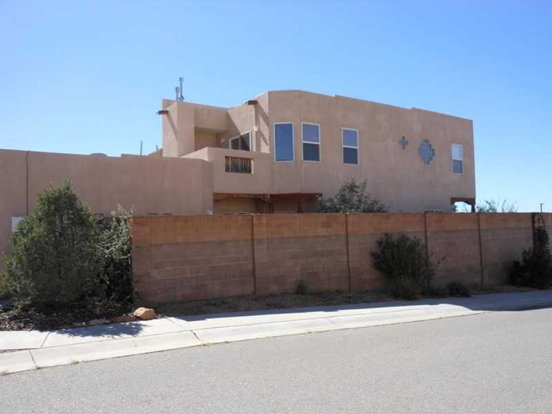 4543 Holiday Breeze Pl NE - Photo 2 of 15