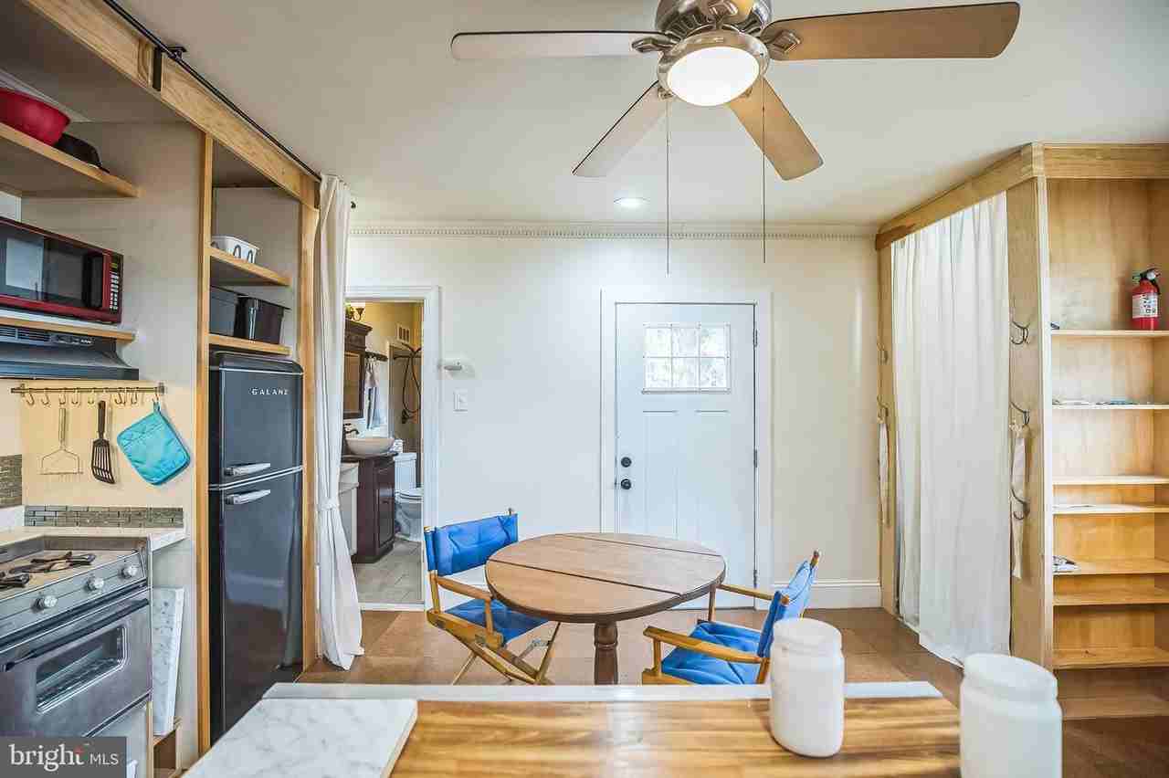 1430B Puritan Ave - Photo 2 of 34