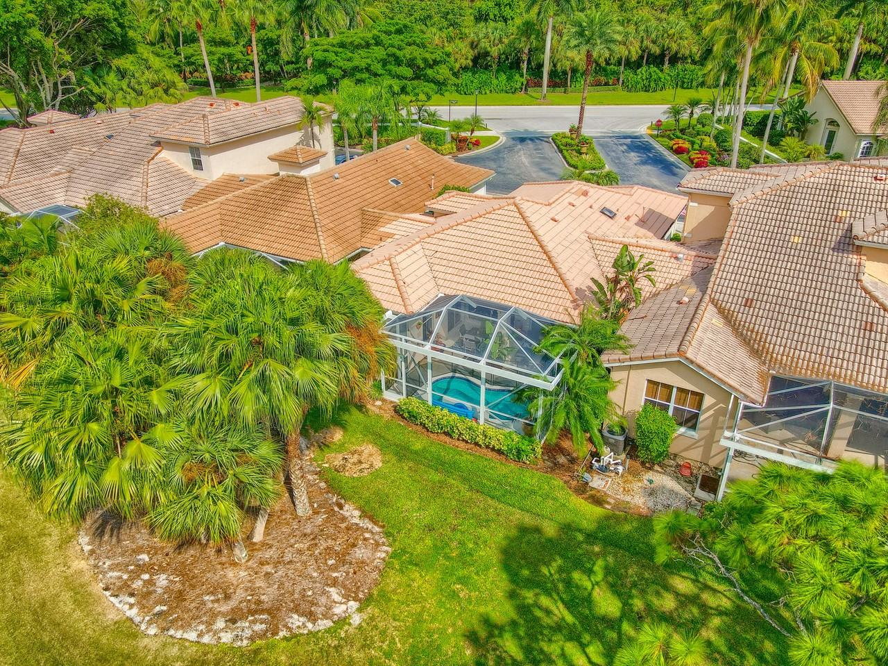 8193 Sandpiper Way - Photo 2 of 27