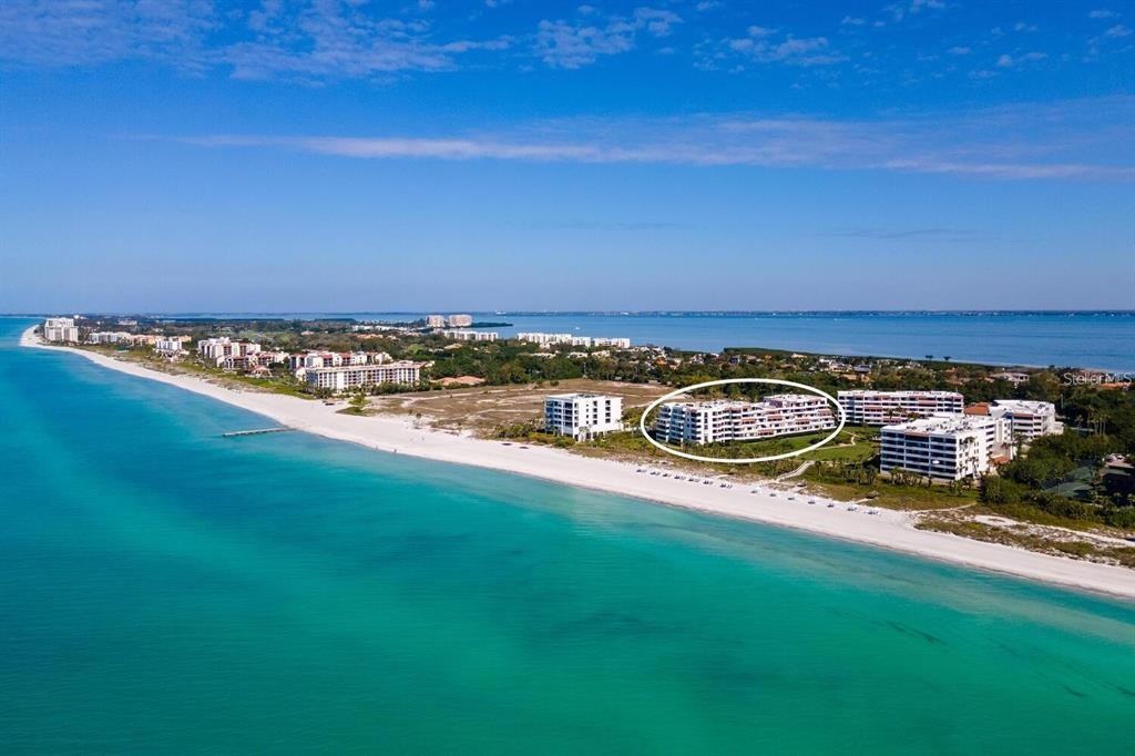 1485 Gulf Of Mexico Dr Unit 303 - Photo 2 of 21