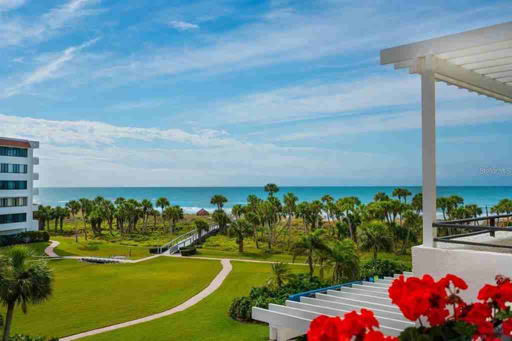 1485 Gulf Of Mexico Dr Unit 303 - Photo 3 of 21