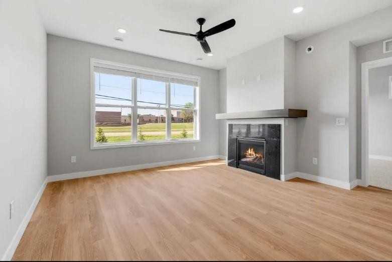 5016 Lander Ave Ne - Photo 2 of 3