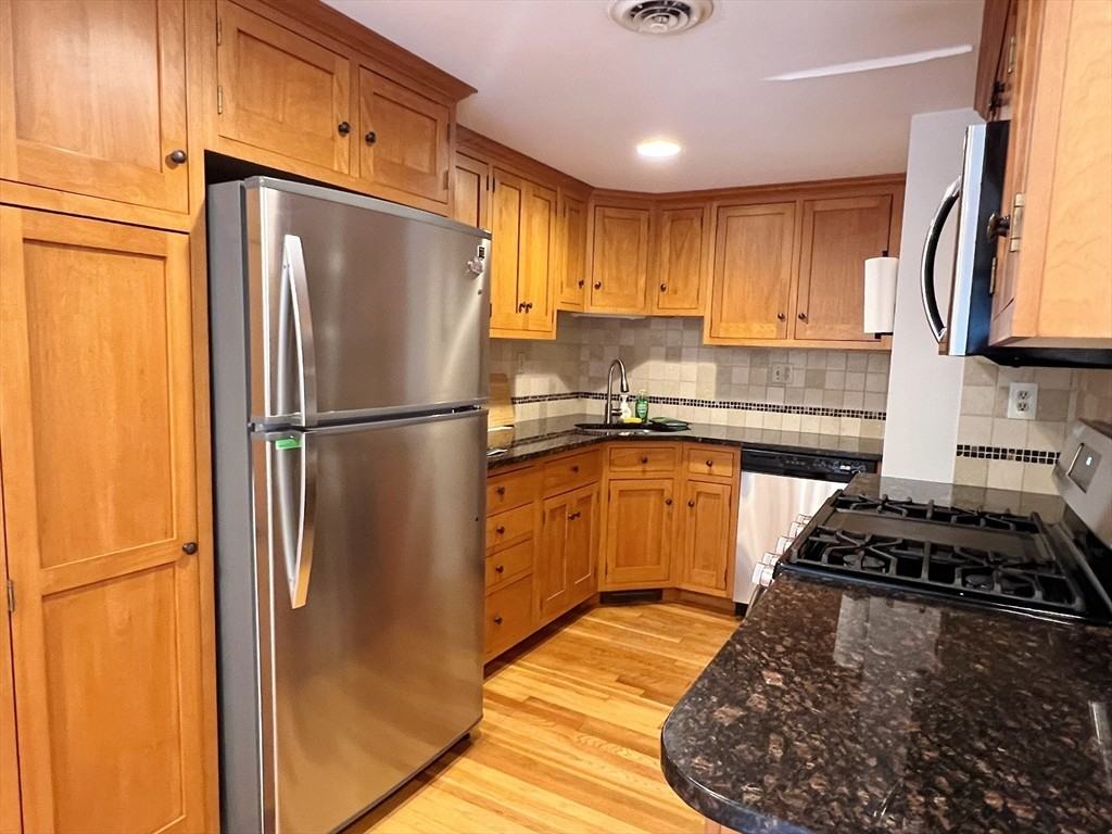 26B Pleasant St Unit B - Photo 2 of 13