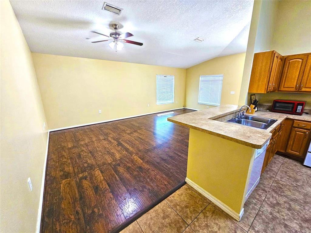 5302 School Rd - Photo 3 of 9