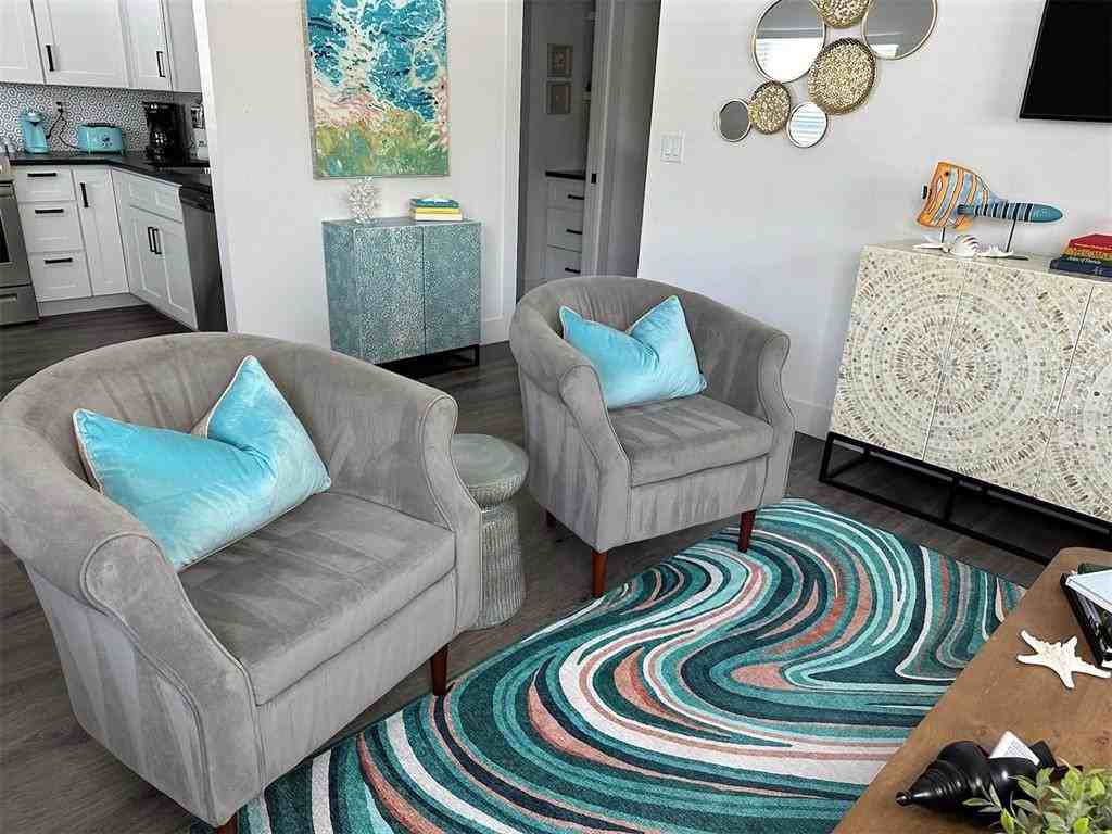 1910 Morrill St Apt 4 - Photo 2 of 30