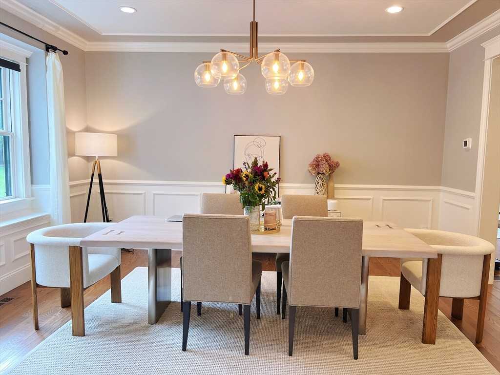 7 Auburn St - Photo 2 of 26