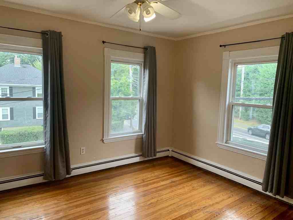 328 Pleasant St Unit 2 - Photo 3 of 14