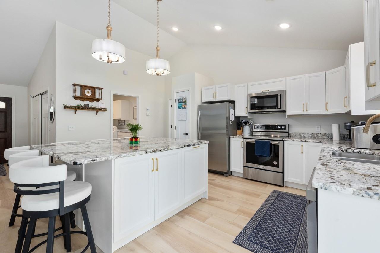 31310 Summer Dr - Photo 3 of 22