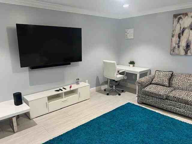 761 Park Ave - Photo 3 of 16
