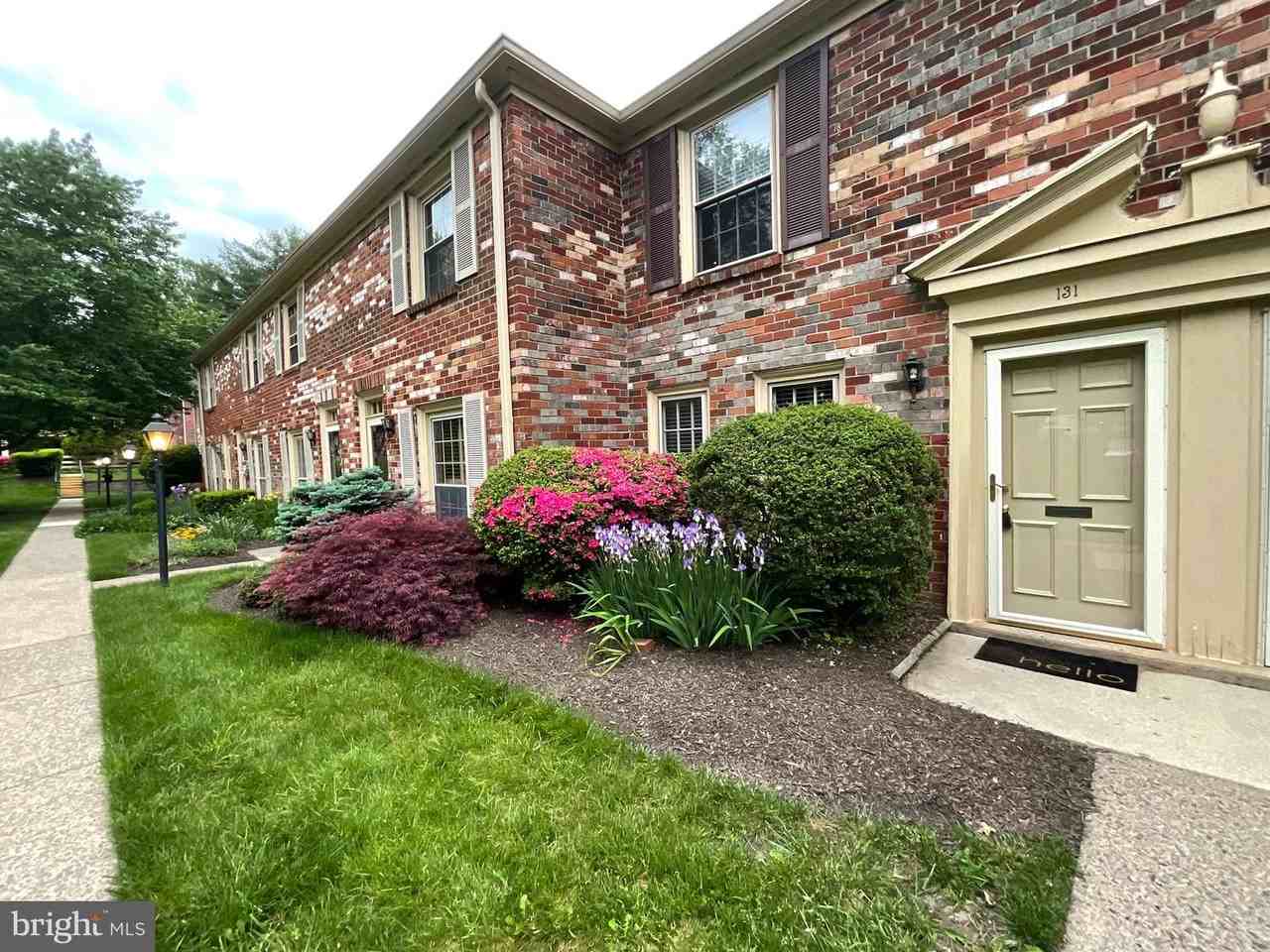 131 Macklenburg Dr - Photo 2 of 36