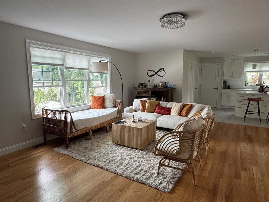 13 Harris St Unit 1 - Photo 2 of 9