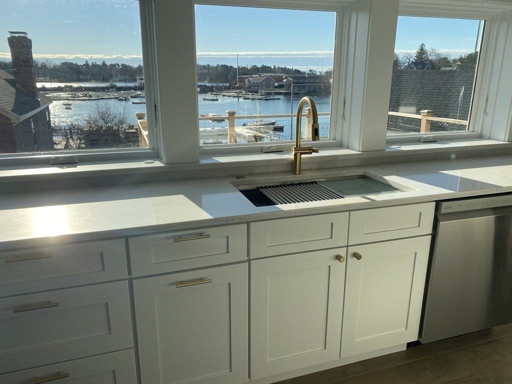 38 Central St Unit 2 - Photo 2 of 18