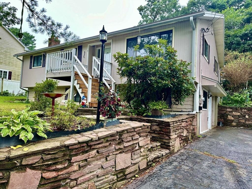 3 Ellenwood Rd - Photo 3 of 41