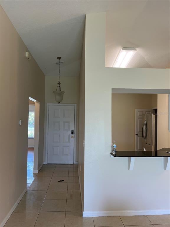 27825 Breakers Dr - Photo 3 of 16