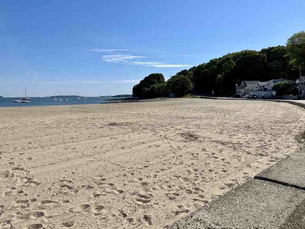 237 Wessagussett Rd - Photo 3 of 23