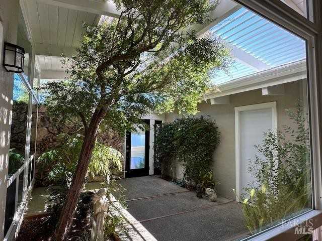 24 Twelveoak Hill Dr - Photo 2 of 19