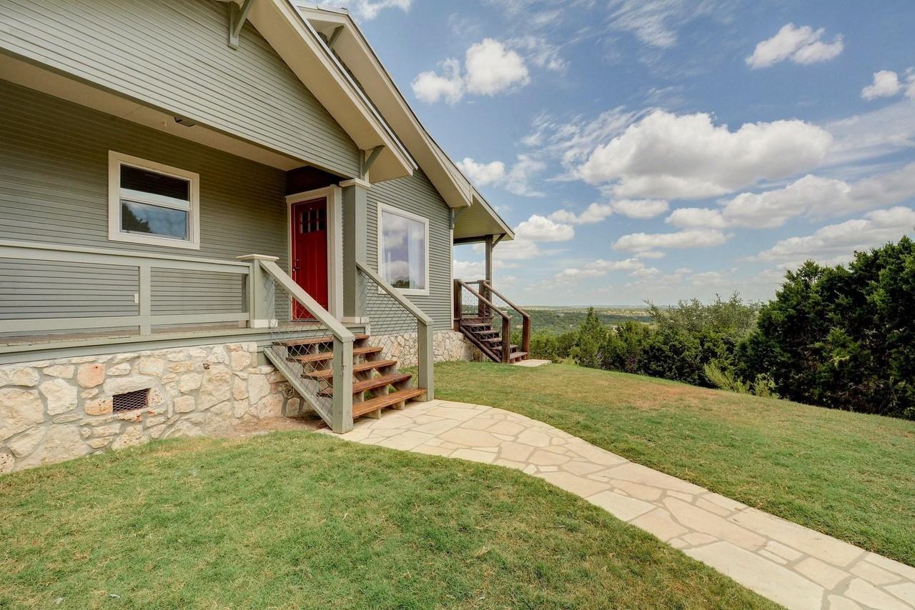 21300 Crestmont Dr Unit B - Photo 2 of 25