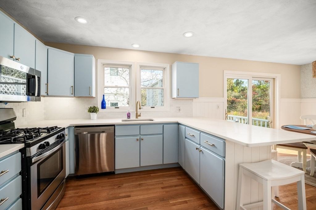 53 Norwood Ave Unit 2 - Photo 3 of 3