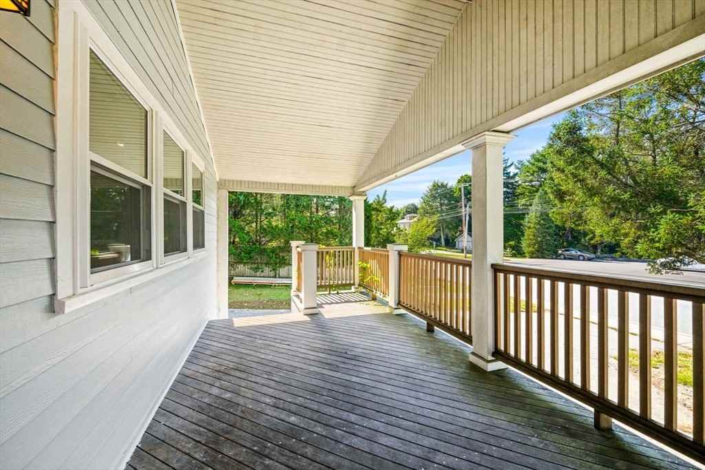 1146 Randolph Ave - Photo 3 of 29