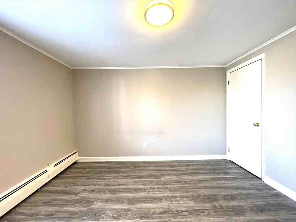 31 Western Ave Apt 20 - Photo 3 of 8