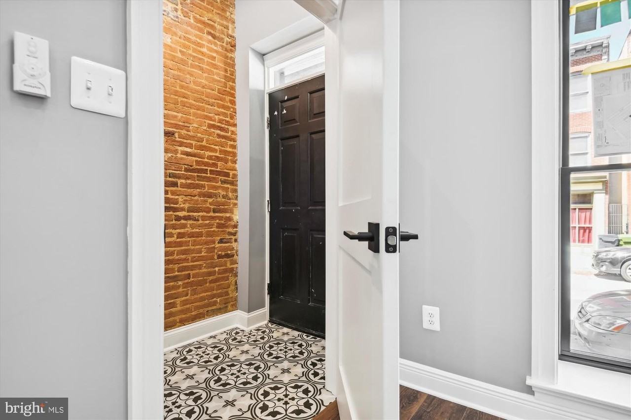 675 Washington Blvd - Photo 2 of 45