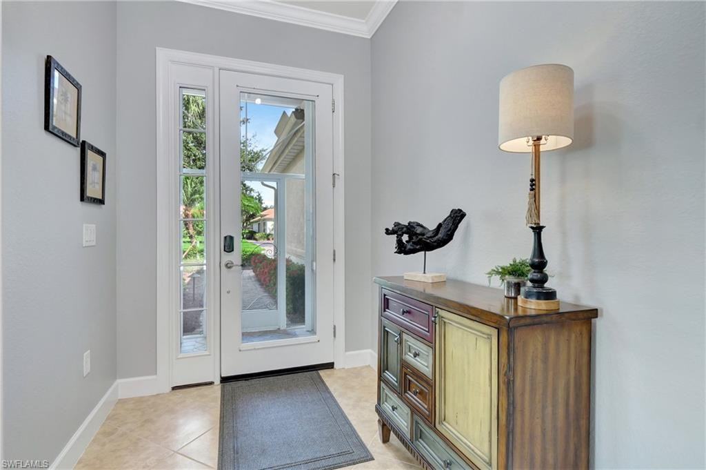 11289 Suffield St - Photo 3 of 43