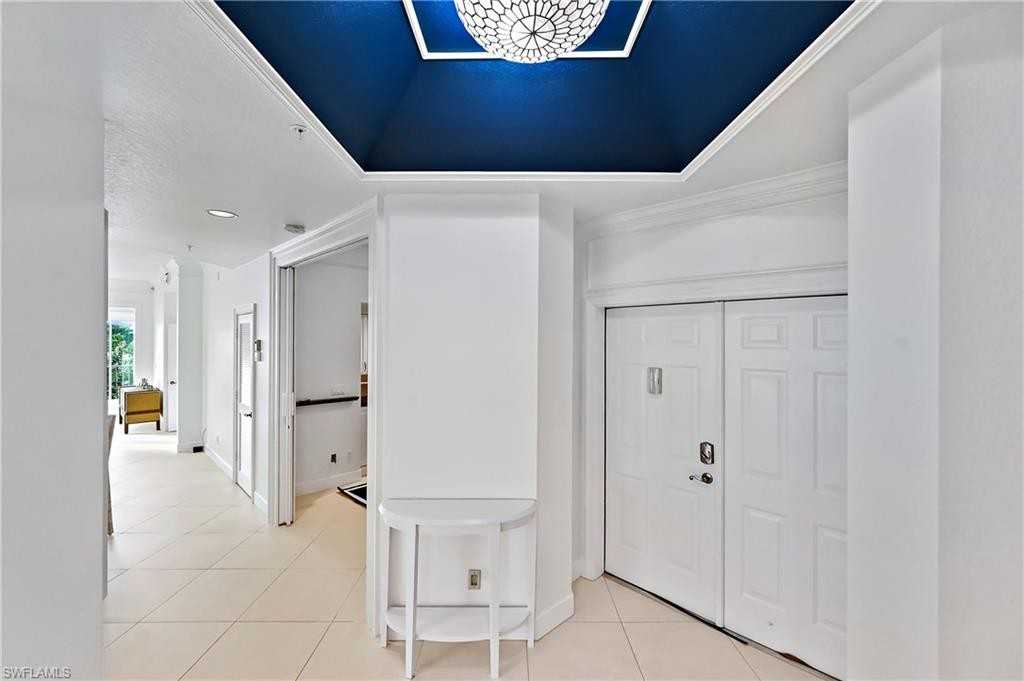 7709 Pebble Creek Cir - Photo 2 of 36