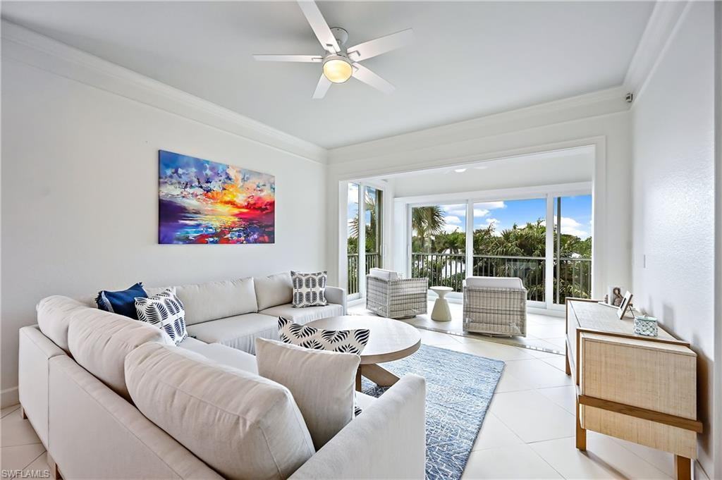 7709 Pebble Creek Cir - Photo 3 of 36