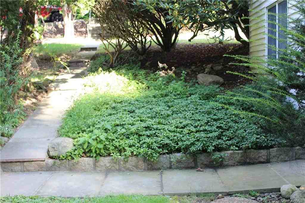 50 Mcgregor Ln - Photo 2 of 22