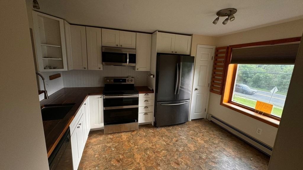 115 Providence Rd Unit 2 - Photo 2 of 12