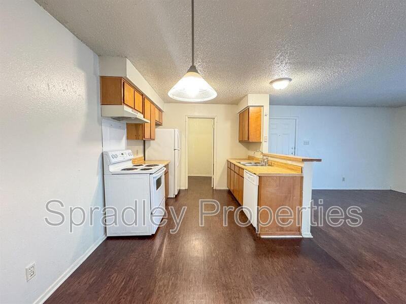 2024A S 15th St - Photo 3 of 9