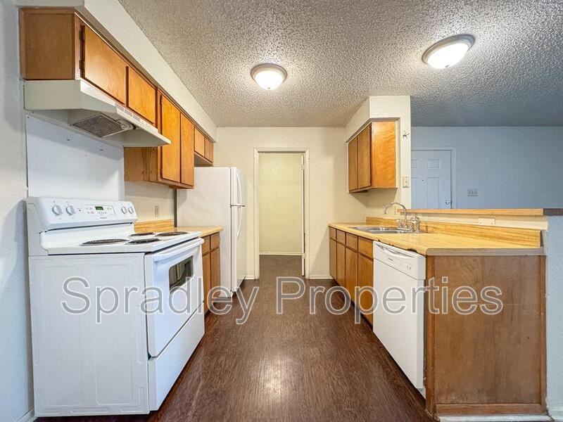 2024A S 15th St - Photo 4 of 9