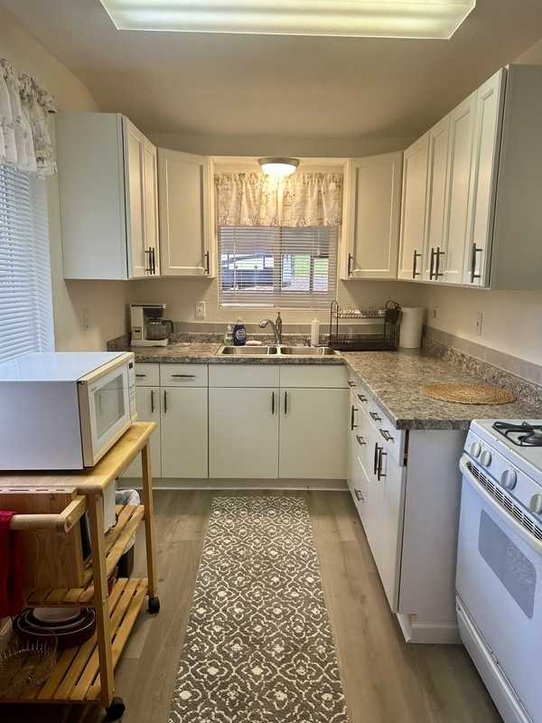 5250 S Pass Rd - Photo 3 of 24