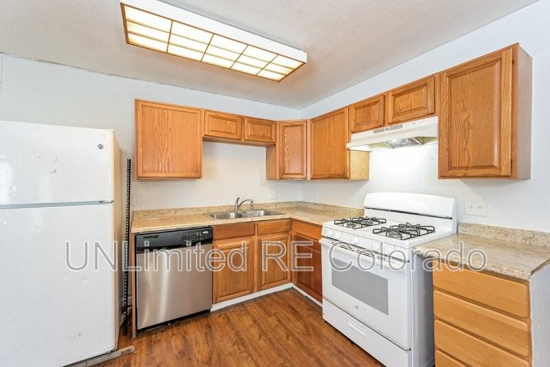6601 Knox Ct #A - Photo 7 of 16