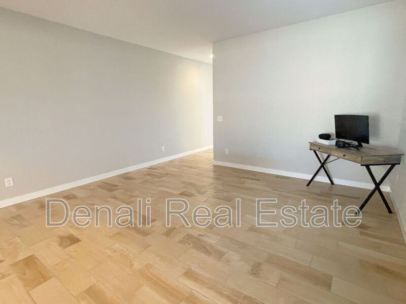 13358 N 173rd Ln - Photo 7 of 28