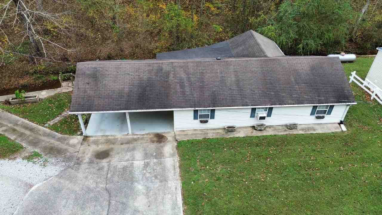 1116 Je Sartain Rd - Photo 3 of 32