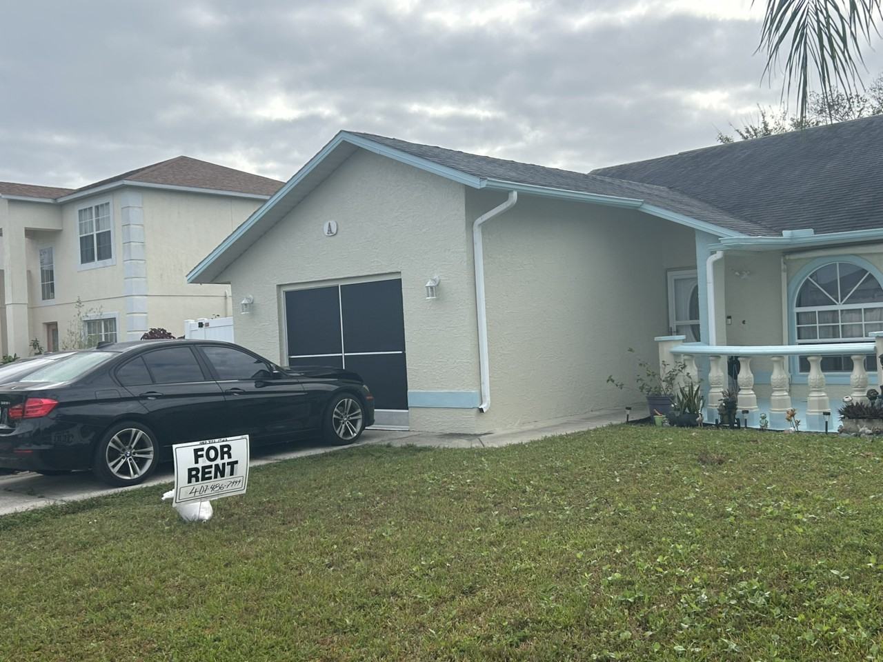 1100 Normandy Dr - Photo 4 of 5