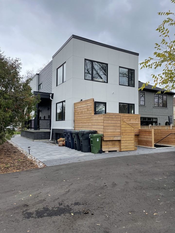 91 Cavell Avenue #3 - Photo 2 of 21