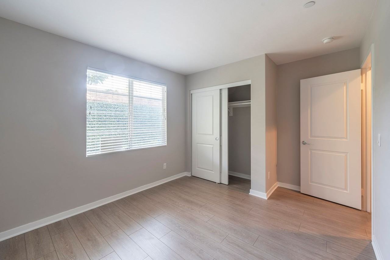 1 Jenkins Dr - Photo 3 of 37